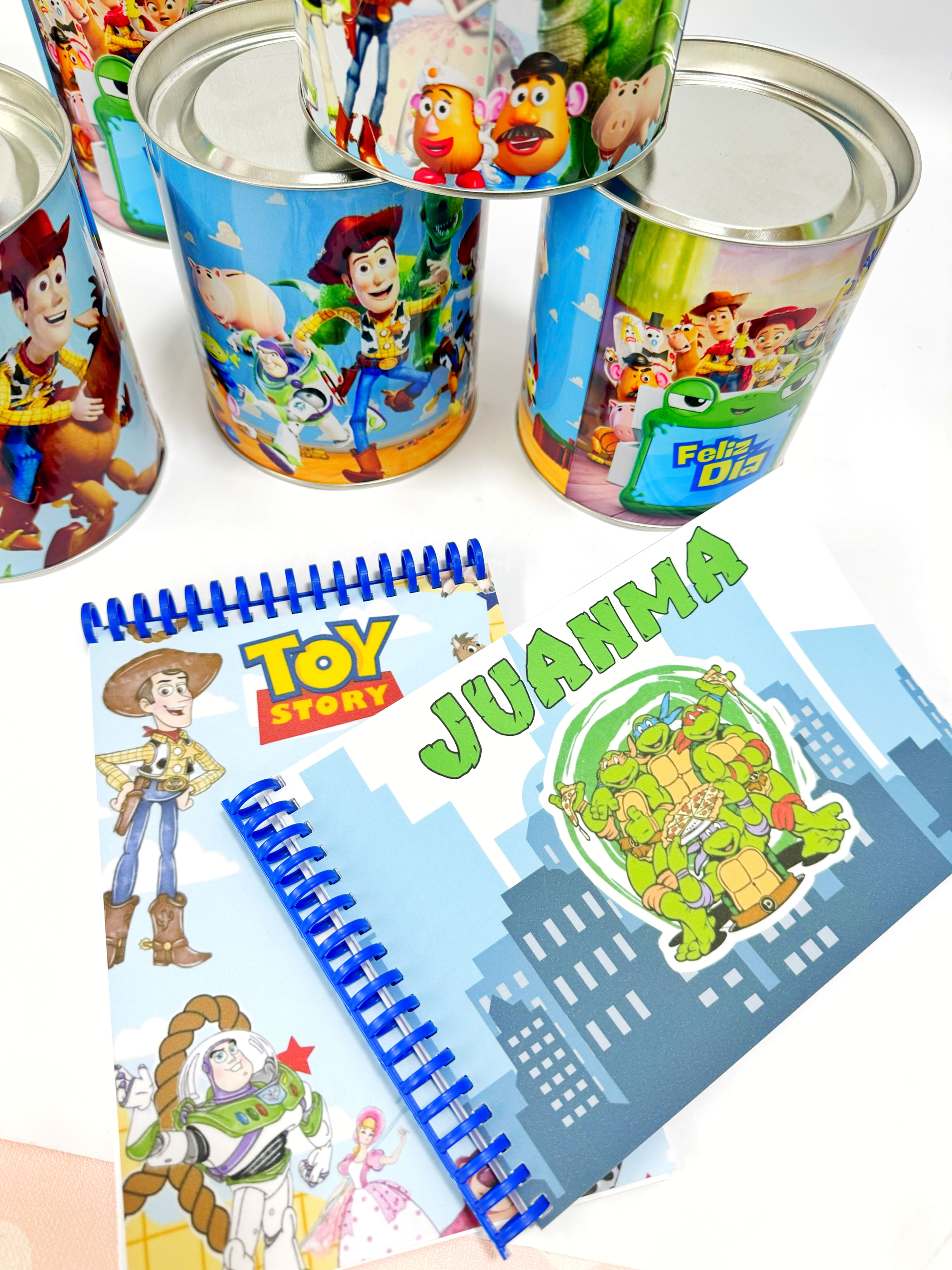 Cuaderno personalizado para colorear x 10 unidades 
