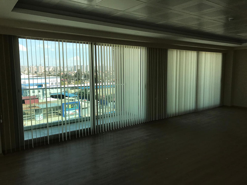 Küçük resim: Dikey Kumaş Perde 