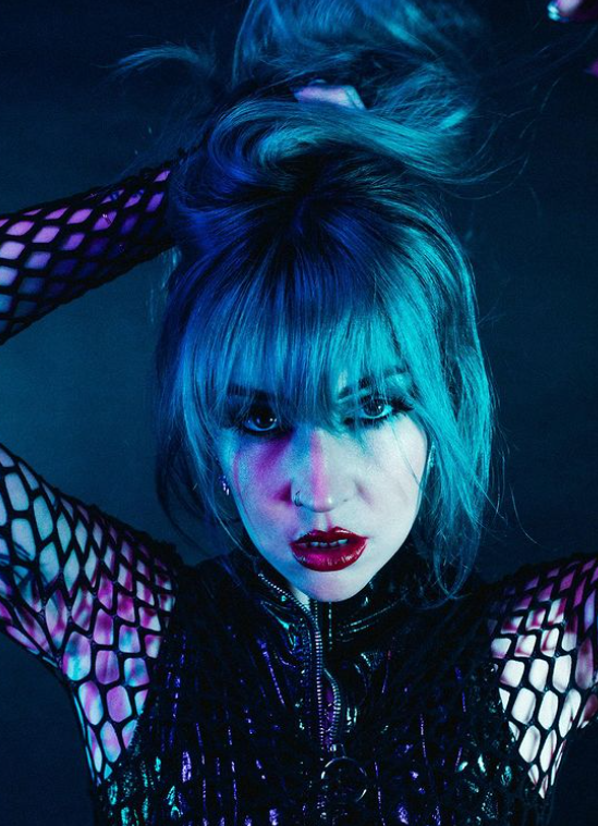 ALBUM REVIEW: Charlotte Sands' Debut Album 'CAN WE START OVER?'