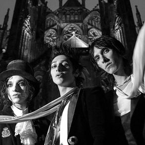 ALBUM REVIEW: Palaye Royale's Raw + Emotional 'FEVER DREAM'