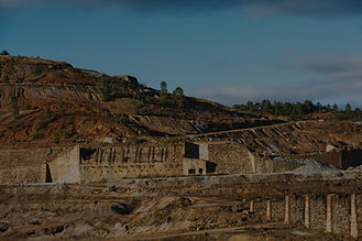 dry-hill-old-building_edited_edited_edited_edited.jpg