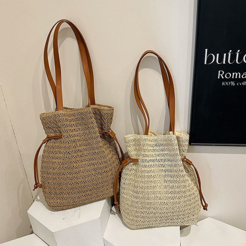 Thumbnail: Chic Summer: Luxury Straw Handbag
