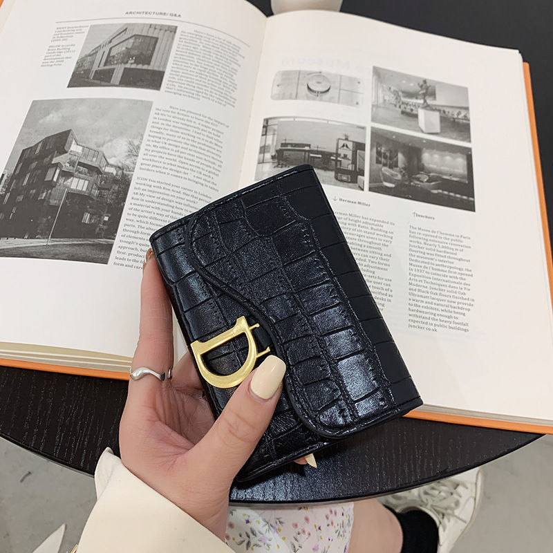 Thumbnail: New wallet for women