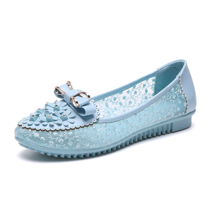 Thumbnail: Chic White Lace Mesh Loafers – Elegant Floral Slip-On Flats with Bow