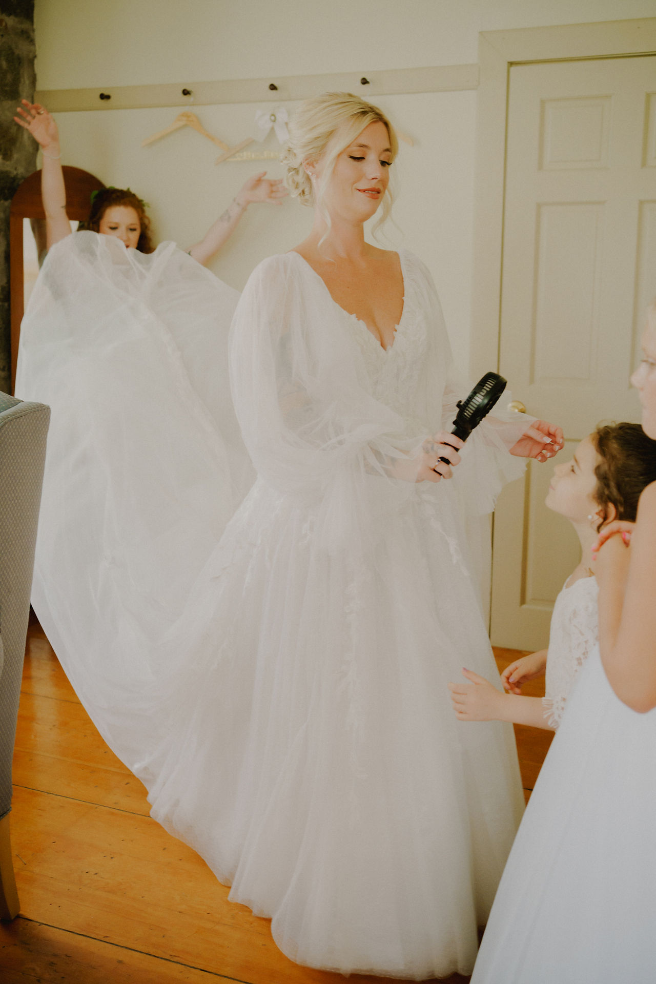 bride getting ready for backyard wedding in new hampshire