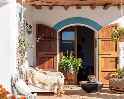 Brochure Lilith & Eve 2025 pdf_edited.jpg