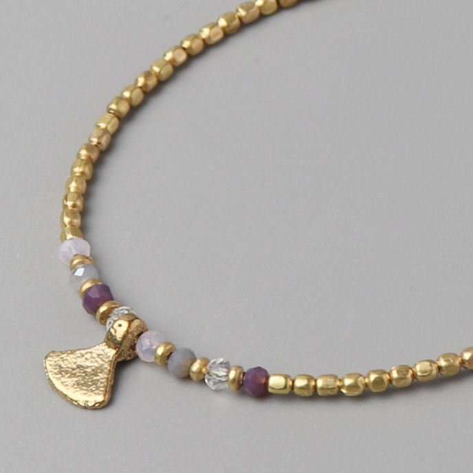 Thumbnail: Seed Bracelet with axe and glass beads - rosé, brass