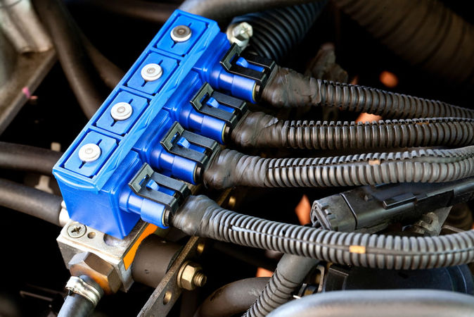 What are the 6 basic components of the fuel injection system