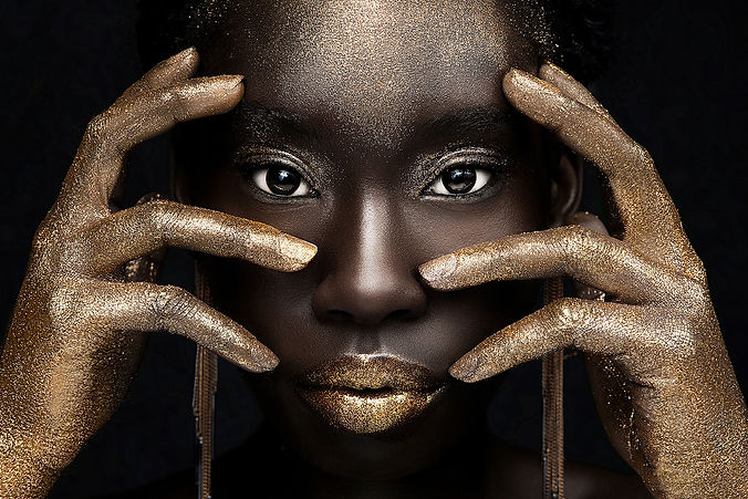 GN 9419_The Gilded Touch_1MB.jpg