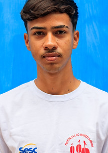 MATHEUS MOURA 3X4_edited.jpg