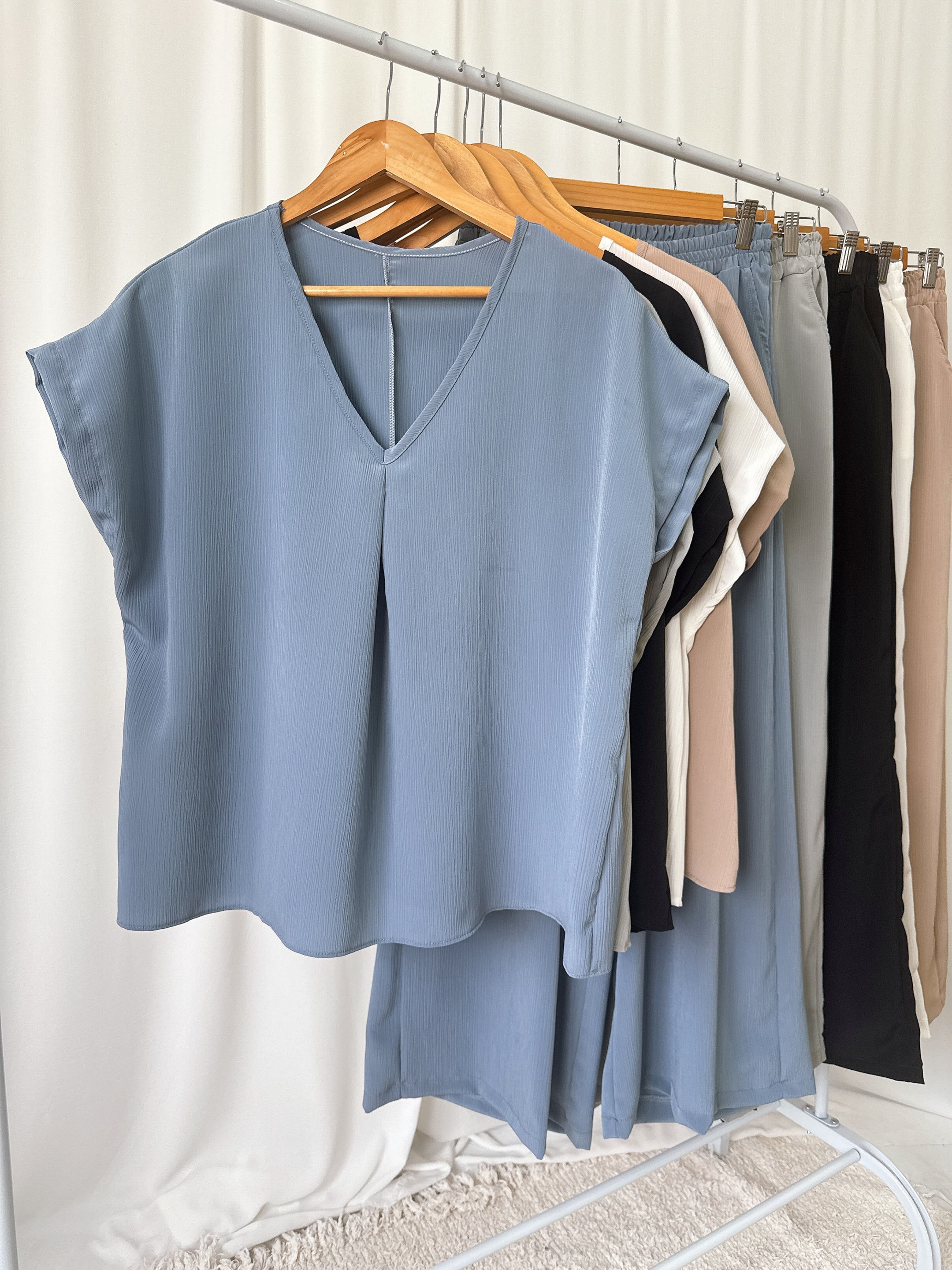 SET Blusa V & Maxipalazzo cintura lisa BORA