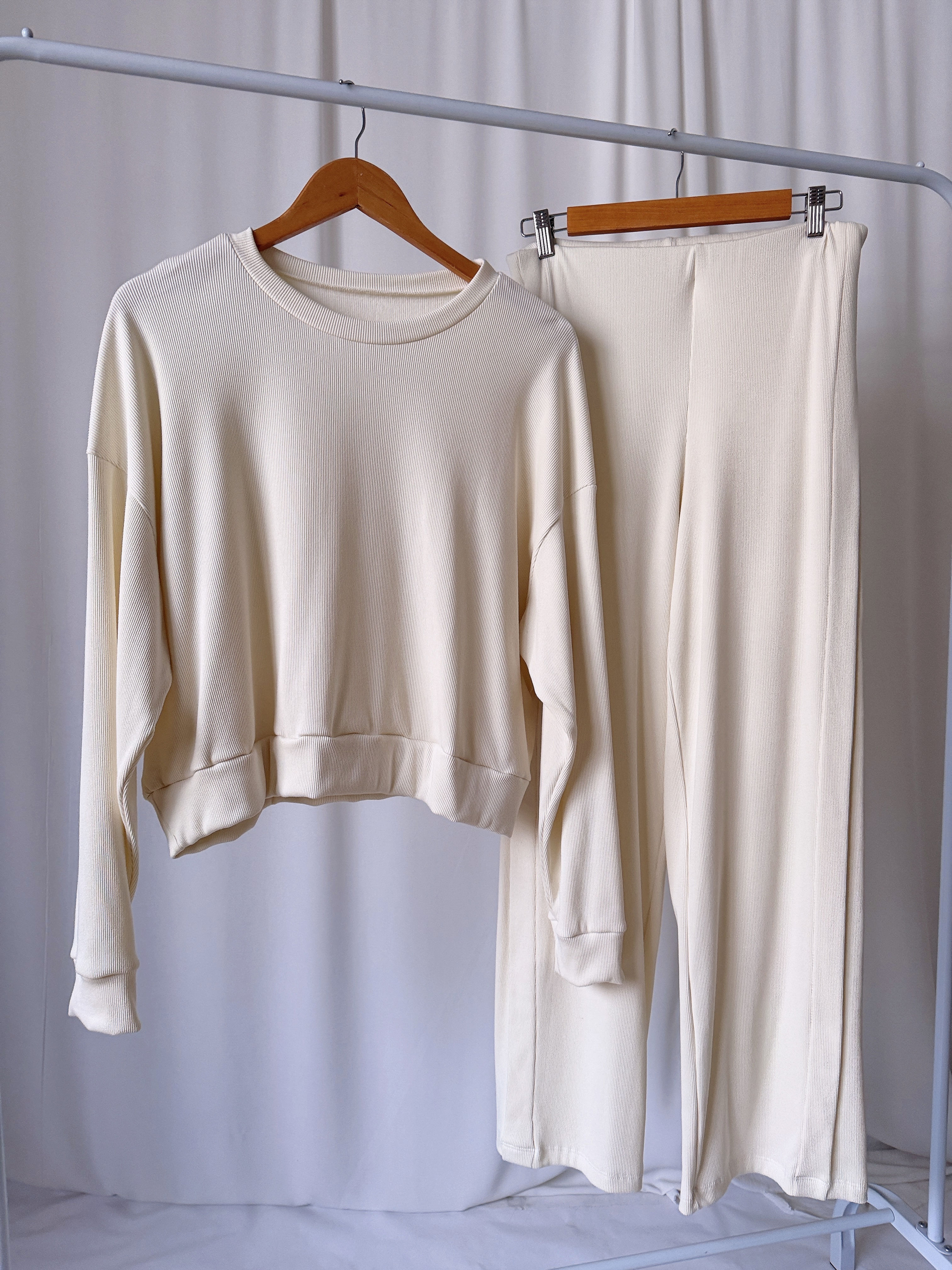 SET Buzo Basic & Palazzo Tabla MORLEY RIB FRIZADO