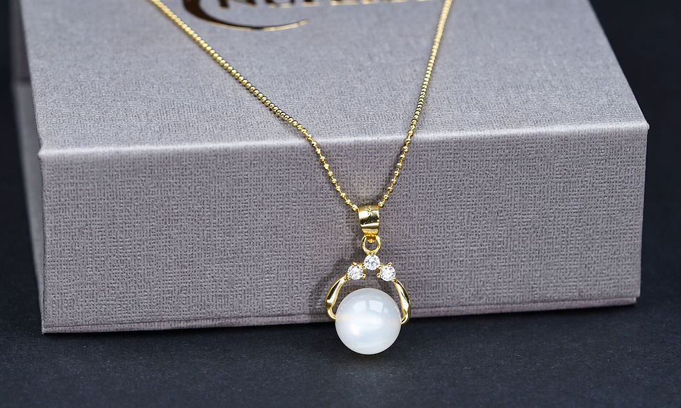 Miniaturbild: Milchweißer Mondstein Halskette