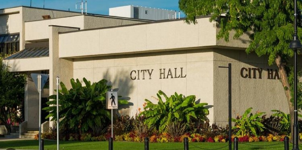 Kelowna City Hall 