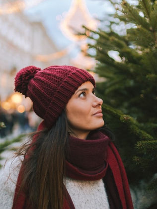 My 6 Top Tips to help you Navigate Christmas as a Single Parent, and embrace Empowerment and Joy this Christmas!