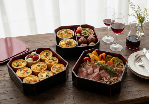 隅切り八角三段重箱-八寿- 6寸サイズ 溜内朱 | 漆器久太郎