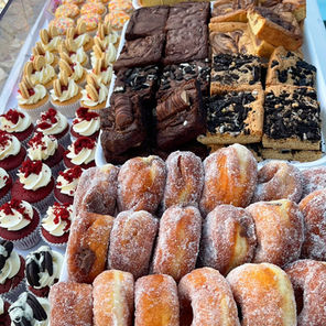 MARKET STALL TREATS
(doughnuts, sprinkle cake, cupcakes, brownies, blondies)
