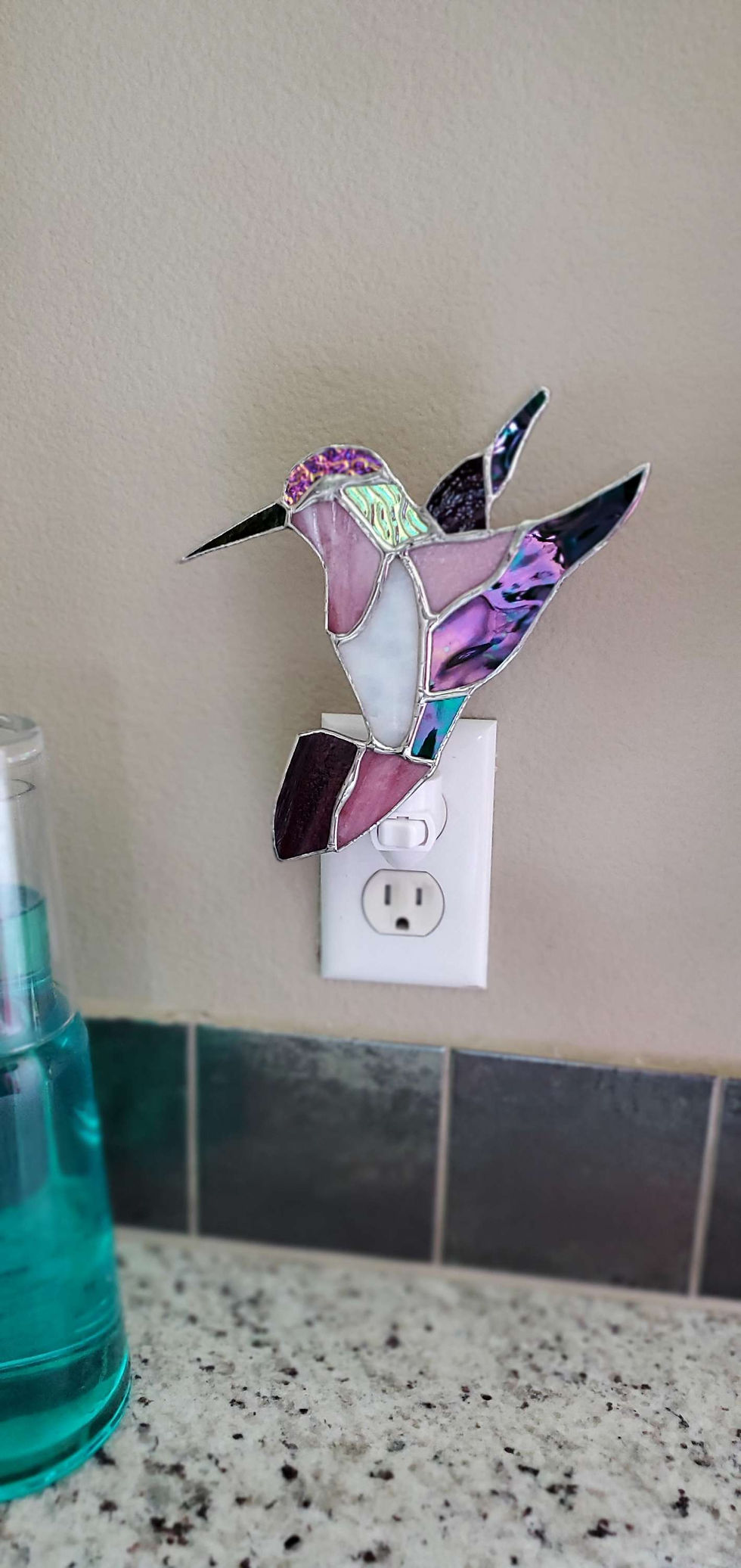 Thumbnail: Stainedglass Hummingbird Nightlight 
