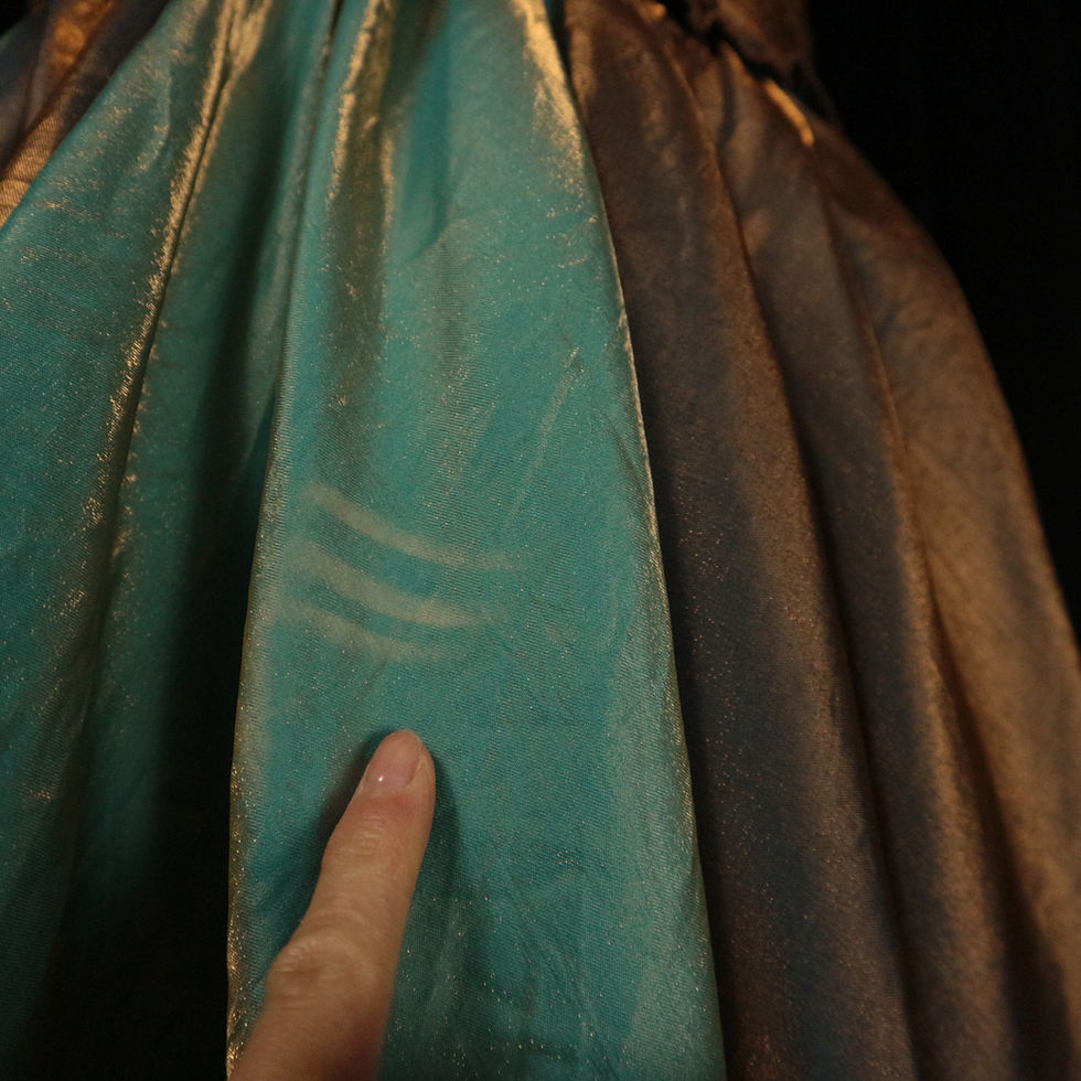 サムネイル： SNUGGLE BITE Fae Gown