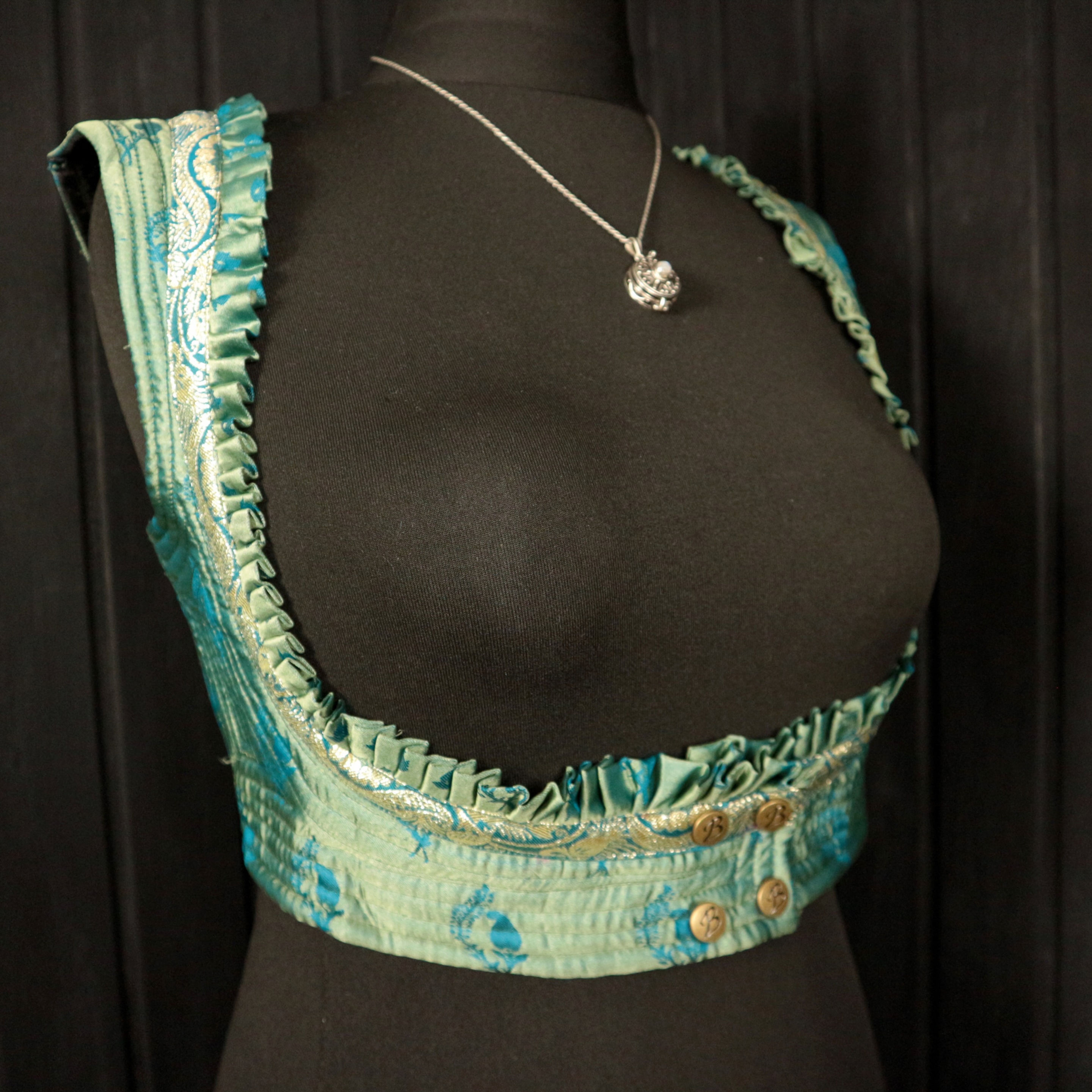 RYTHM REBELS Bella Chol