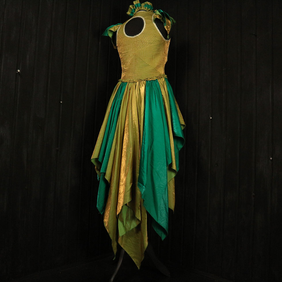 サムネイル： SNATCH LEAF Fae Gown