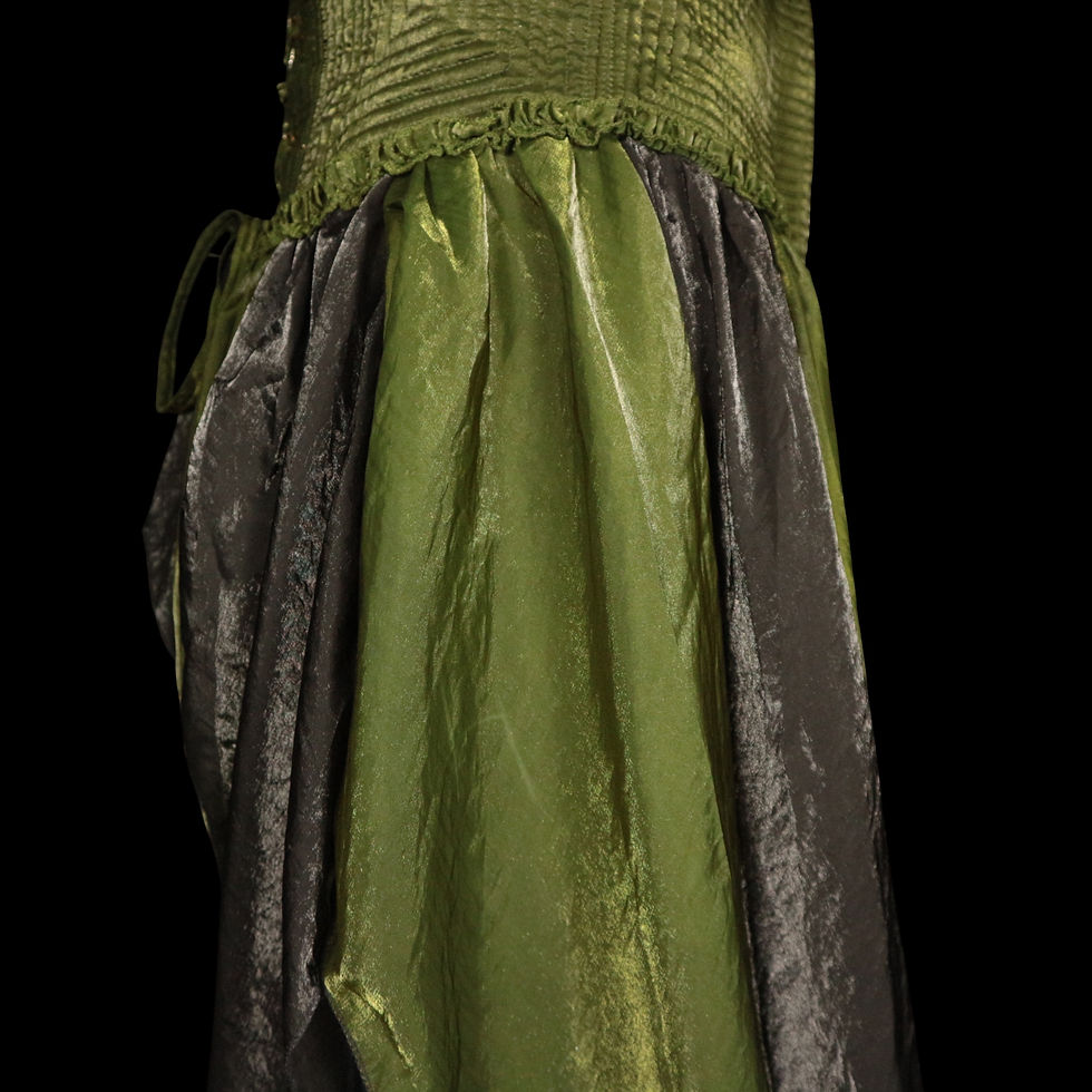 Thumbnail: MOSSWYN Fae Gown