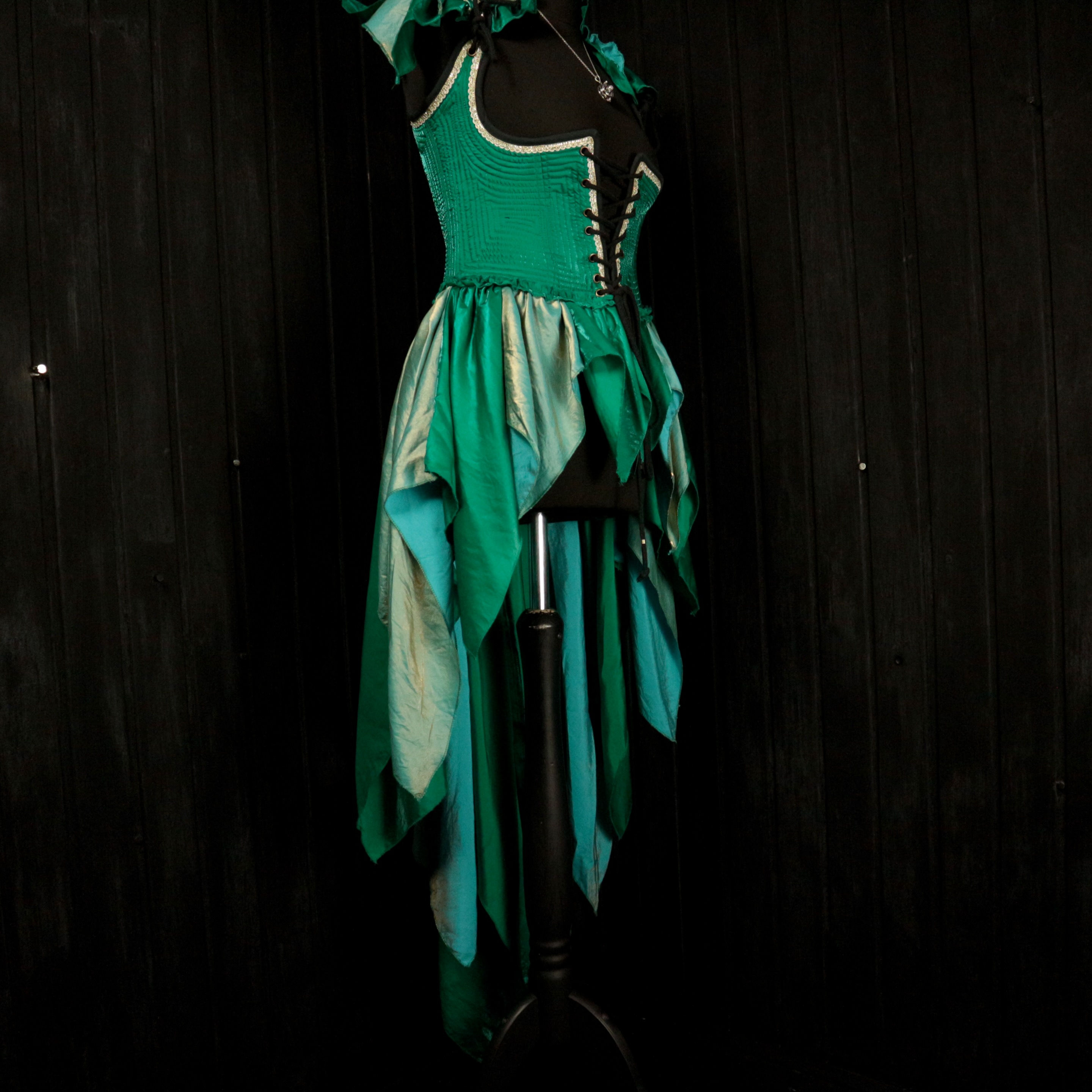 WINKLE PUFF Fae Gown