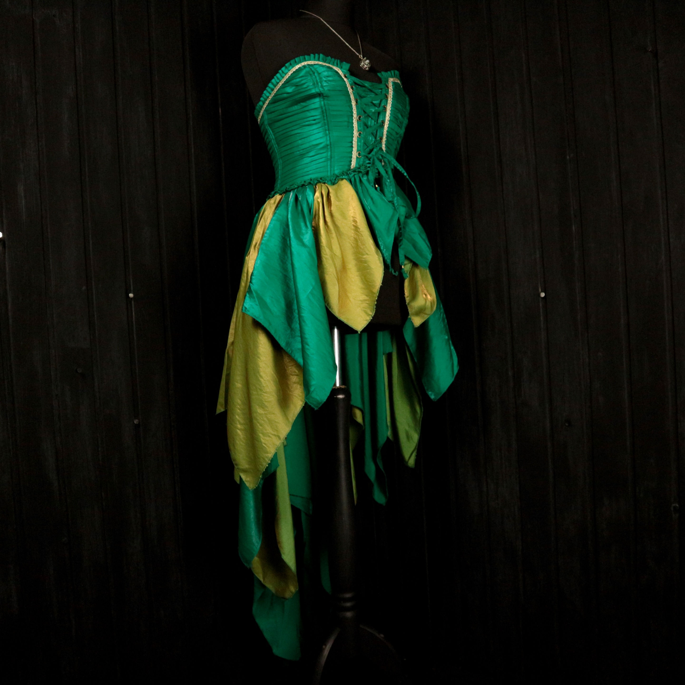 PICKLEWINK , Corset Fae Gown