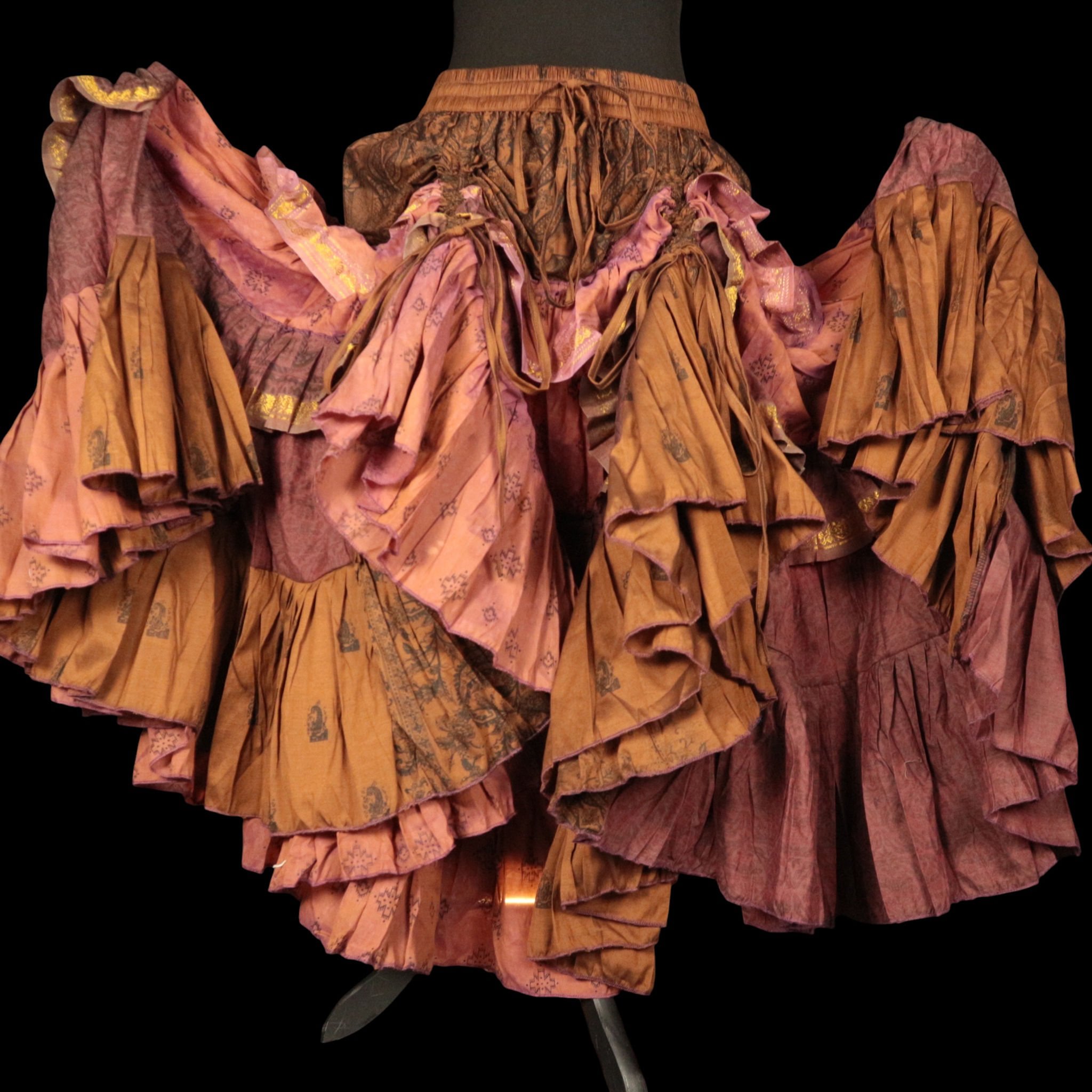 LARKSPUR Glow Style Vagabond Skirt