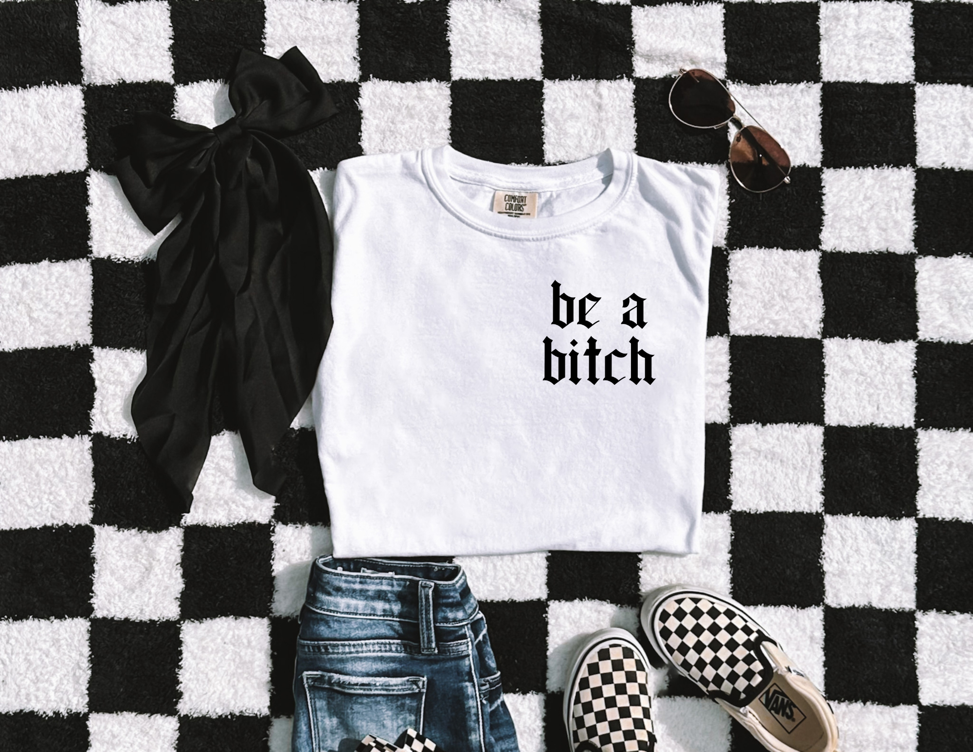 Be a Bitch - Shirt