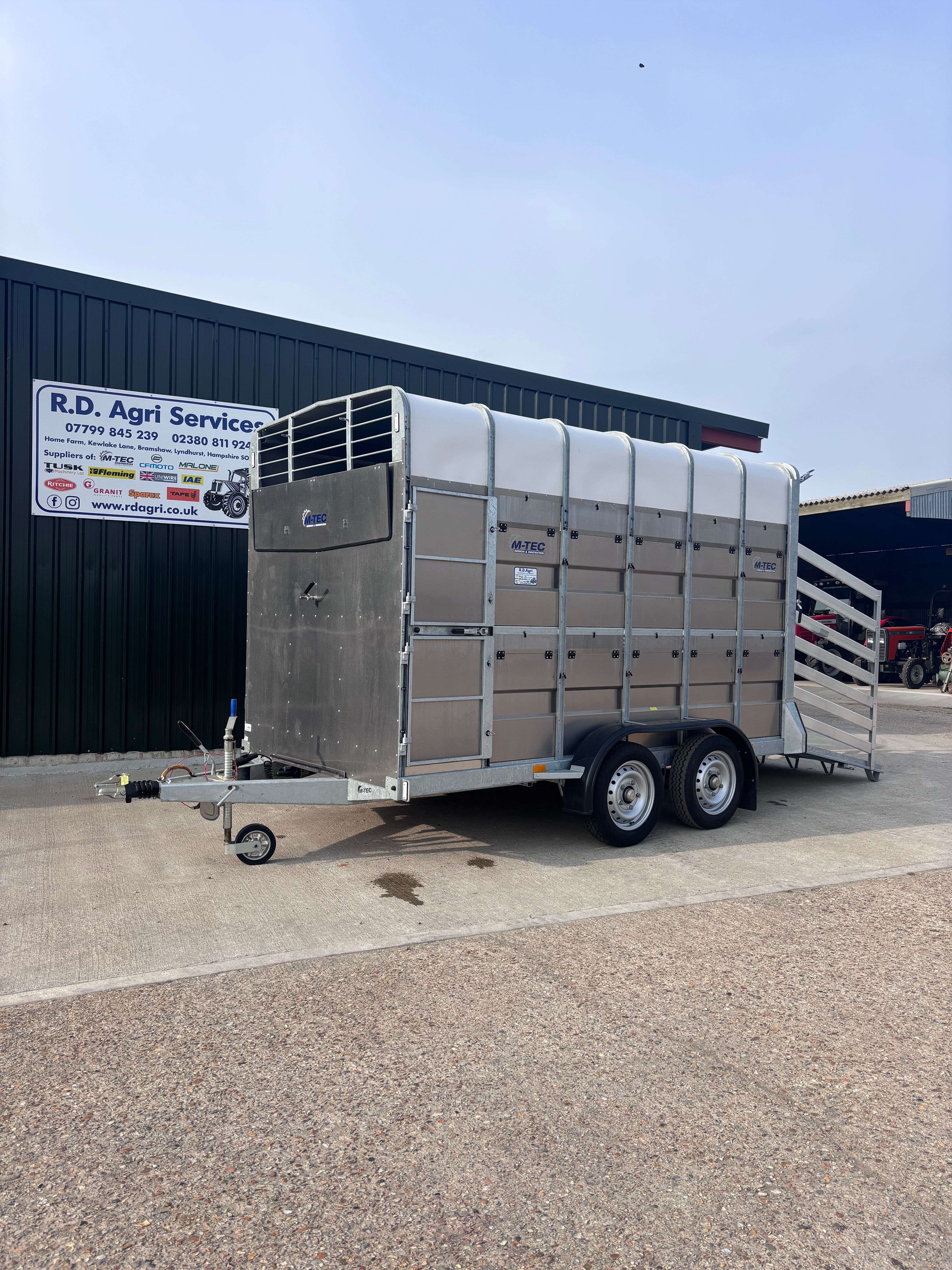 M-Tec 7FT High Livestock Trailer range