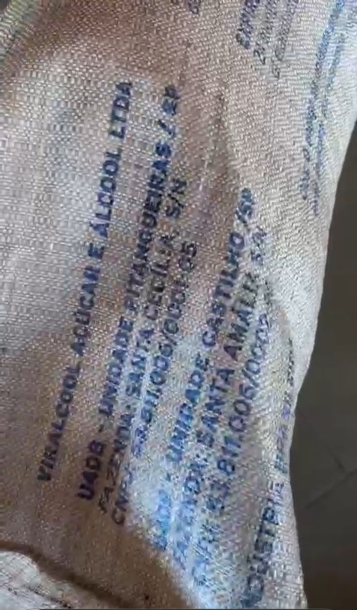Miniature : SUCRE ICUMSA 45 BLANC origine disponible au Port de Dakar