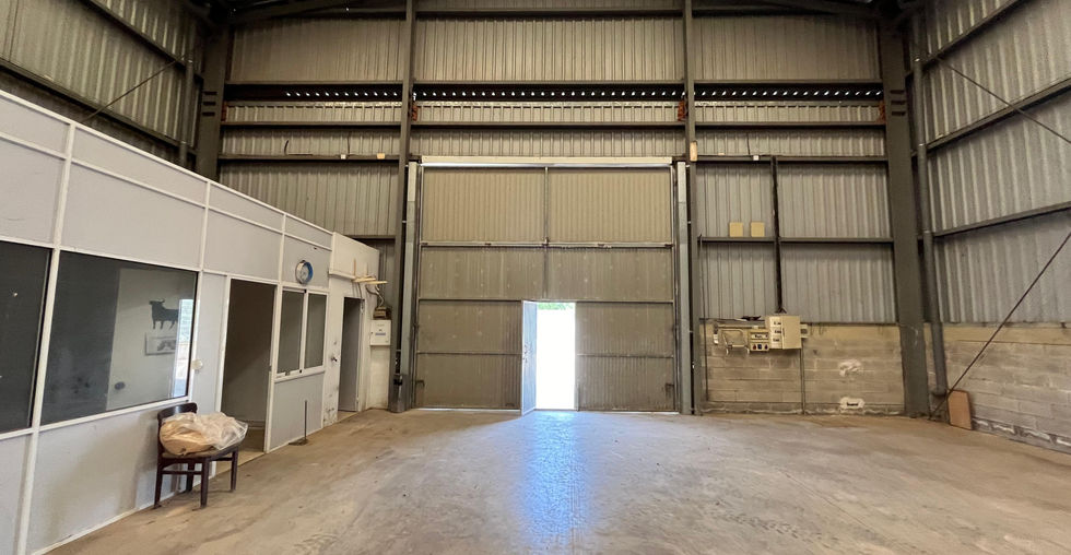 Nave_1000m_muelle_de_carga