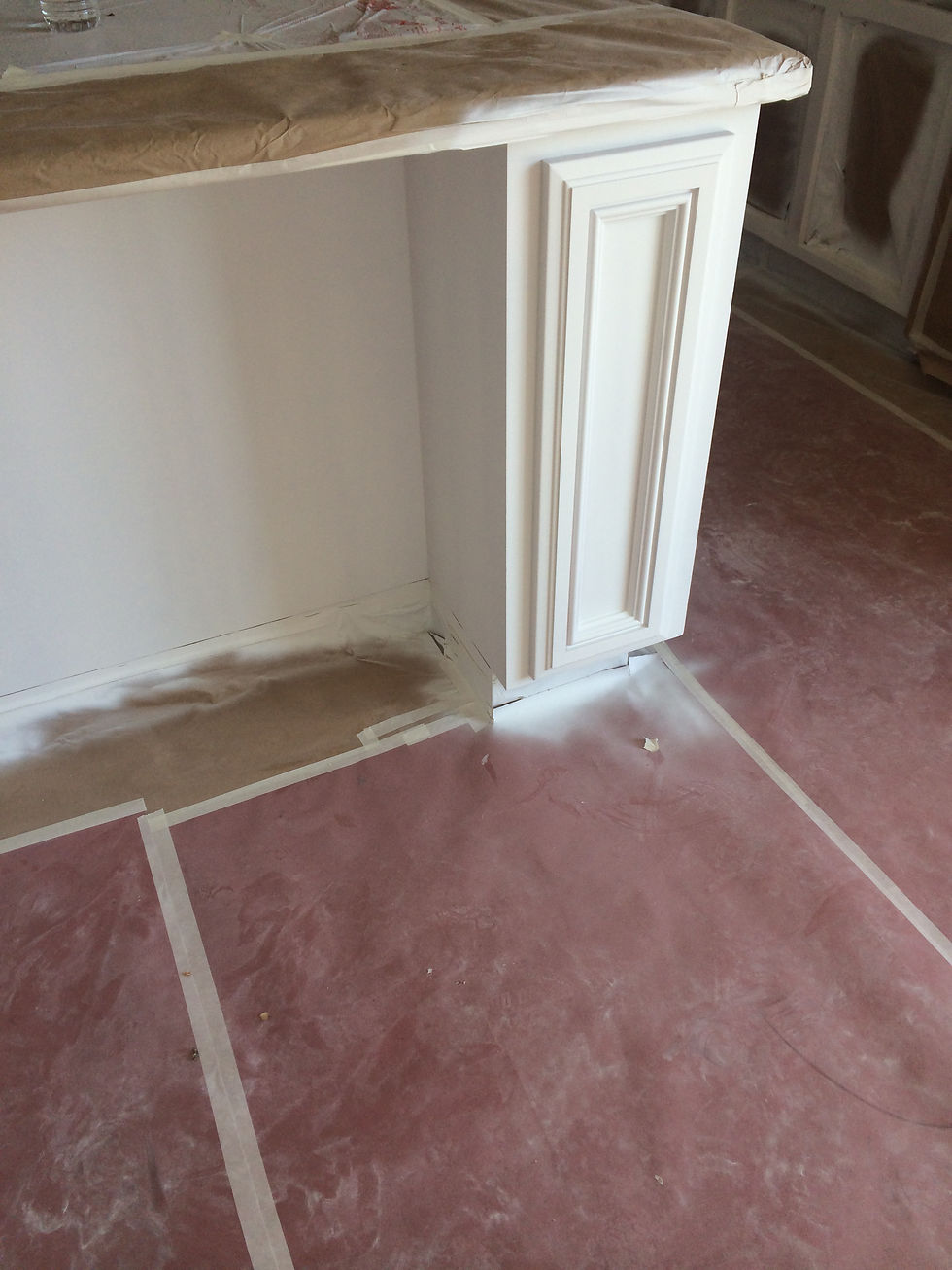 Spraying the Face of the Kitchencabinets