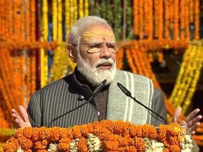पीएम मोदी ने केदारनाथ मंदिर में की पूजा-अर्चना, आदि शंकराचार्य की प्रतिमा का किया अनावरण