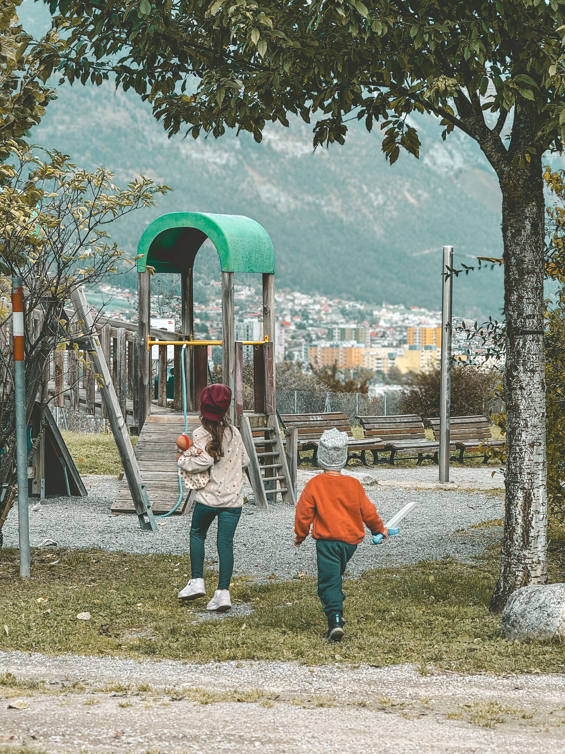 Spielplatz Einhausung Amras 