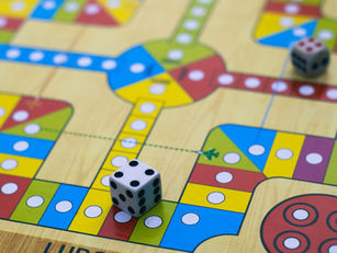 14 of the BEST Reading, Math, History and Science Board Game Ideas for the Classroom