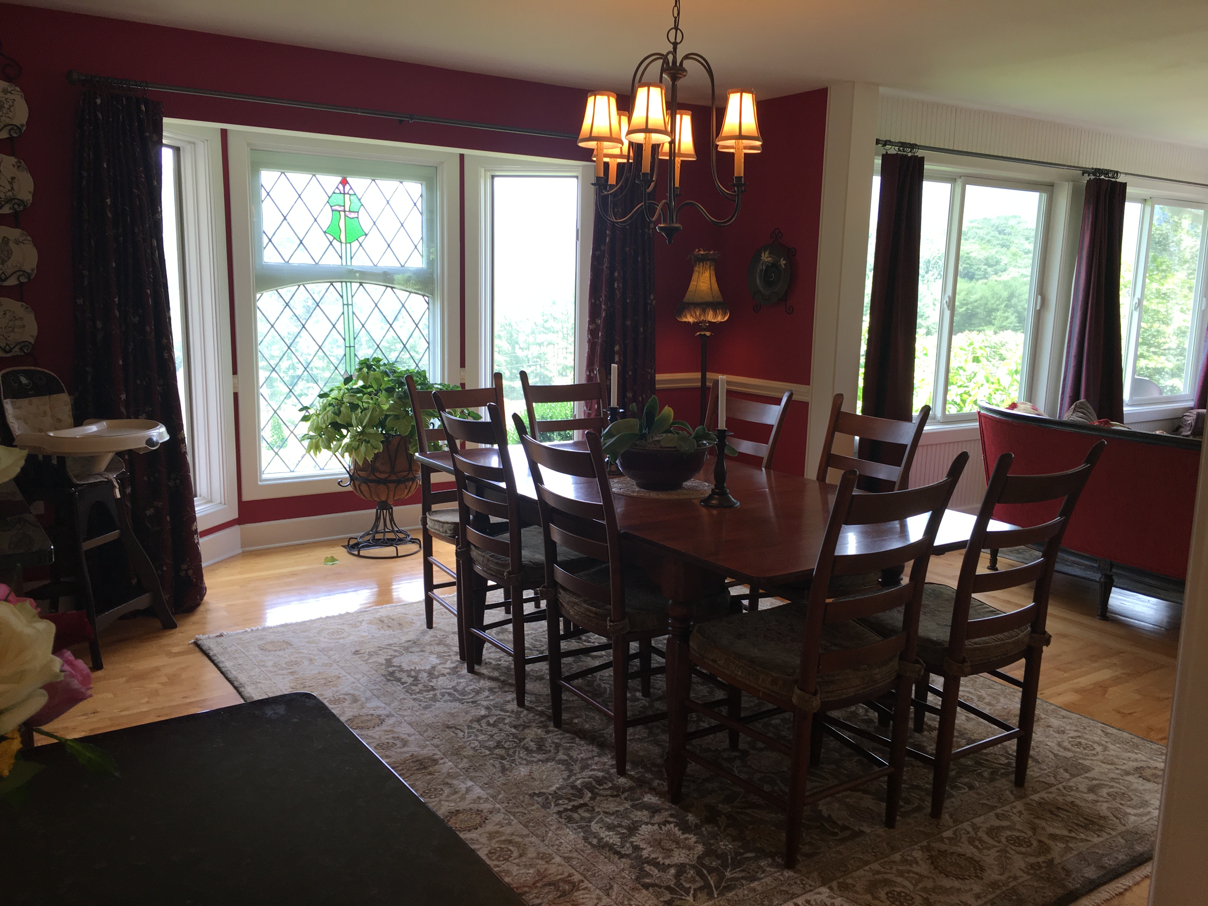 dining room with seating for 8 ..