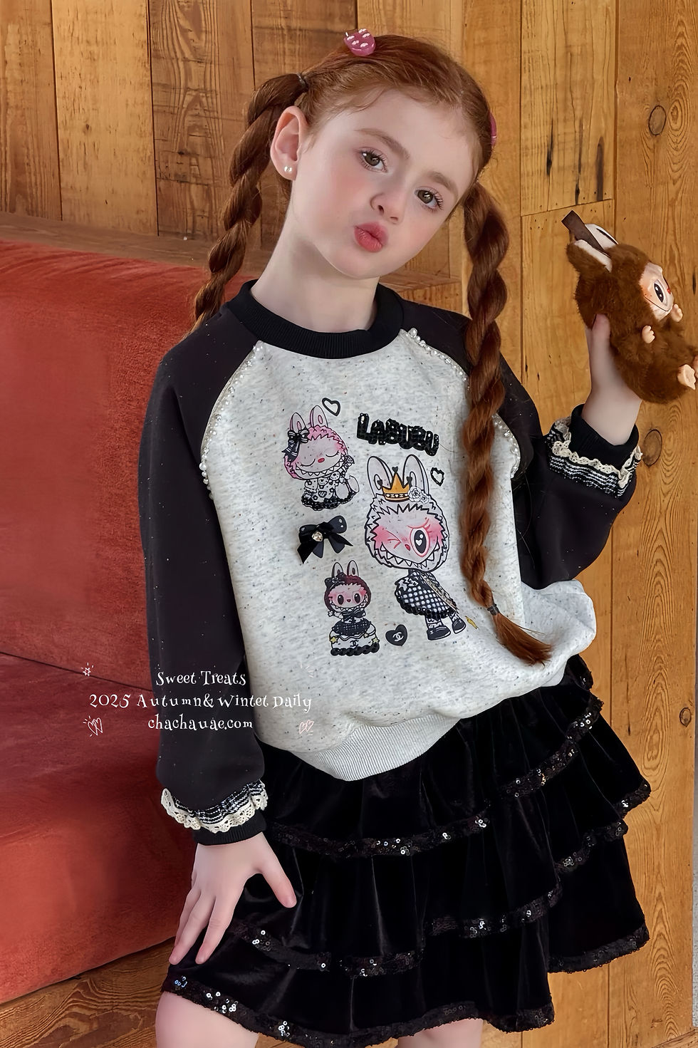 Thumbnail: Pearl Labubu Girl Sweatshirt Set