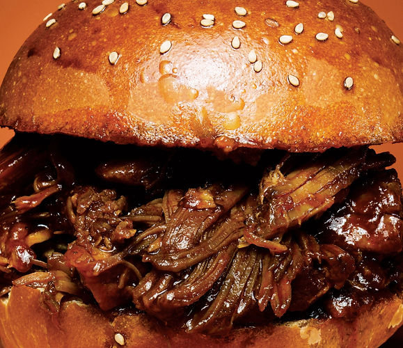 Pulled%20Pork%20Sandwich%202_edited.jpg