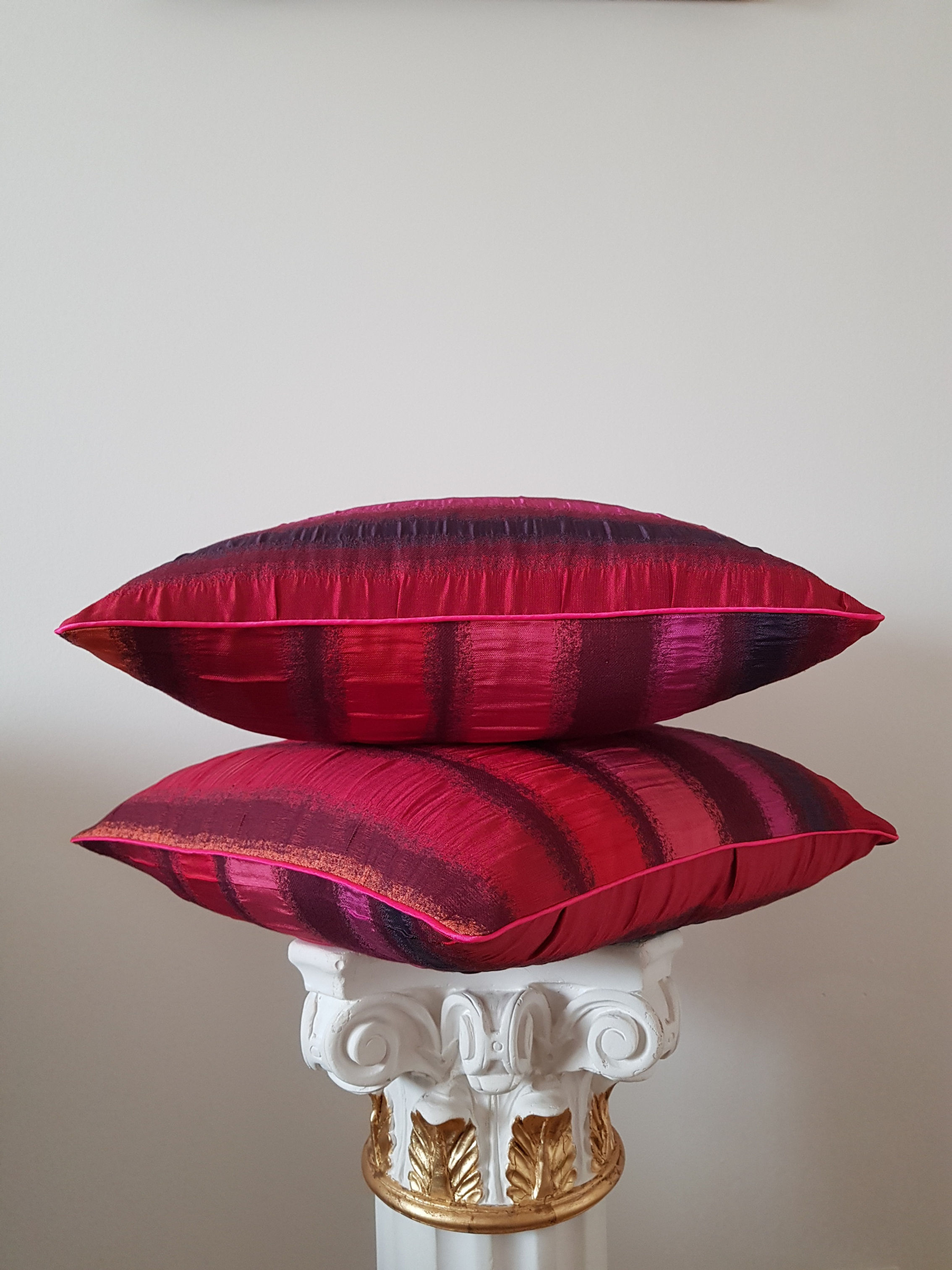 Square Cushion/Multicolour Cushion/Livingroom Cushion/Purple Cushion/Red Cushion/Livingroom Cushion/Bedroom Cushion/Art Deco