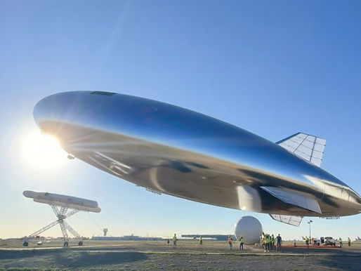 Silver Solar Blimp to Boost Internet Speeds