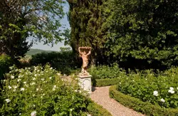 villa montefiori tuscany rose garden