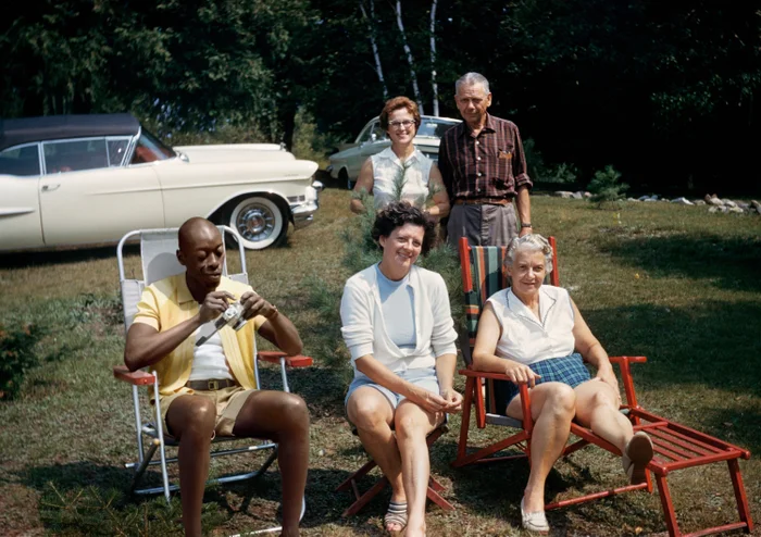 Victor Diop in family scene
