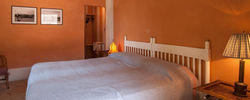 villa-vacchio-tuscany-double-bedroom-7