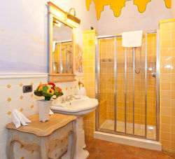 villa matteucci tuscany ensuite bathroom 5