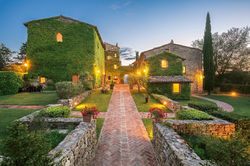 borgo bastia umbria gardens