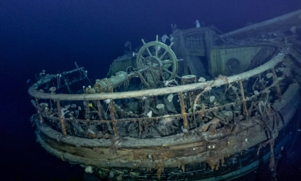 Stern of the surprisingly intact ship Endurance