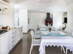 villa mare di modica sicily dining room
