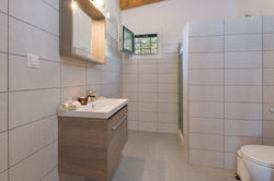 villa glaros paxos ensuite shower room 2